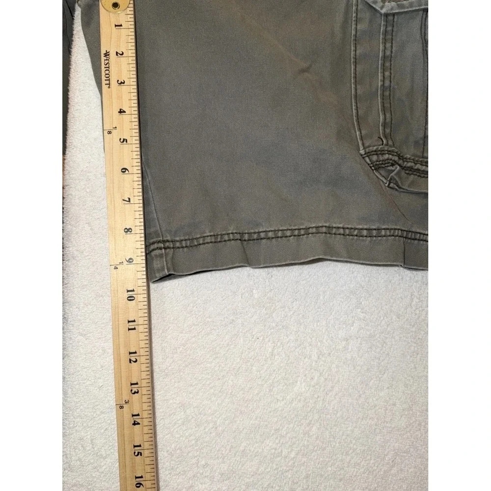 Unionbay Survivor Cargo Shorts Mens Size 42 Olive Khaki 90s Grunge Y2K - Picture 5 of 7